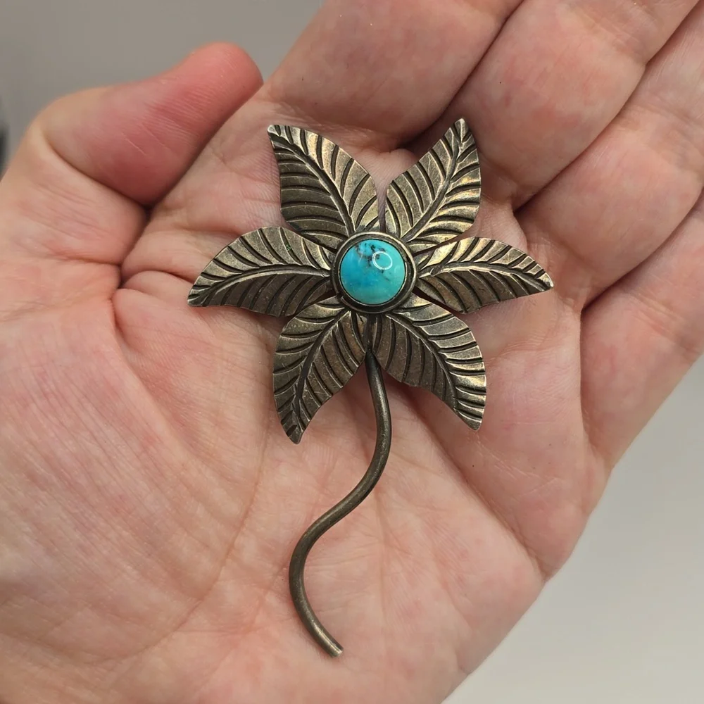 Vintage Southwestern Native American Turquoise Silver Flower Brooch